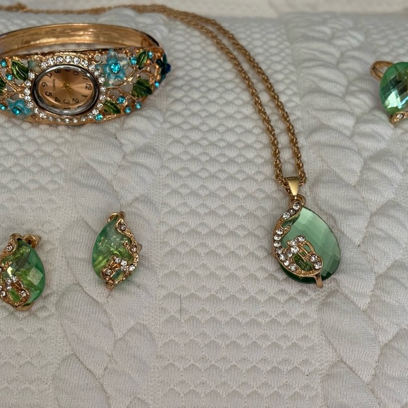 Beautiful - Picture 7 of 7